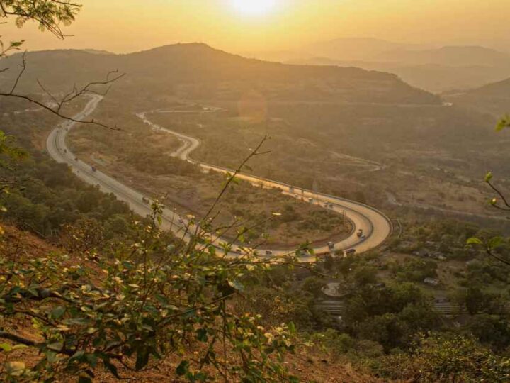 A Road Trip from Pune to Mumbai: Must-Visit Attractions and Scenic Routes